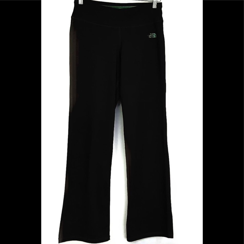 ✨North Face woman’s black Vaporwick yoga pants ✨